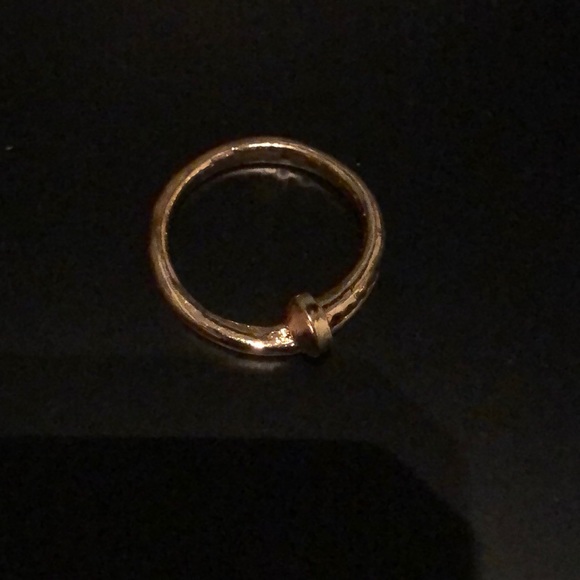 Gold Nail Ring (K17) - Picture 7 of 9